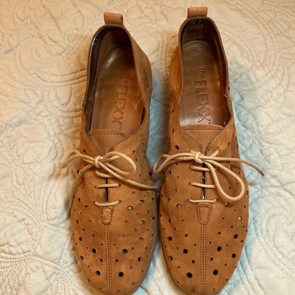 The Flexx  Tan Leather Tie Loafers - Picture 1 of 6